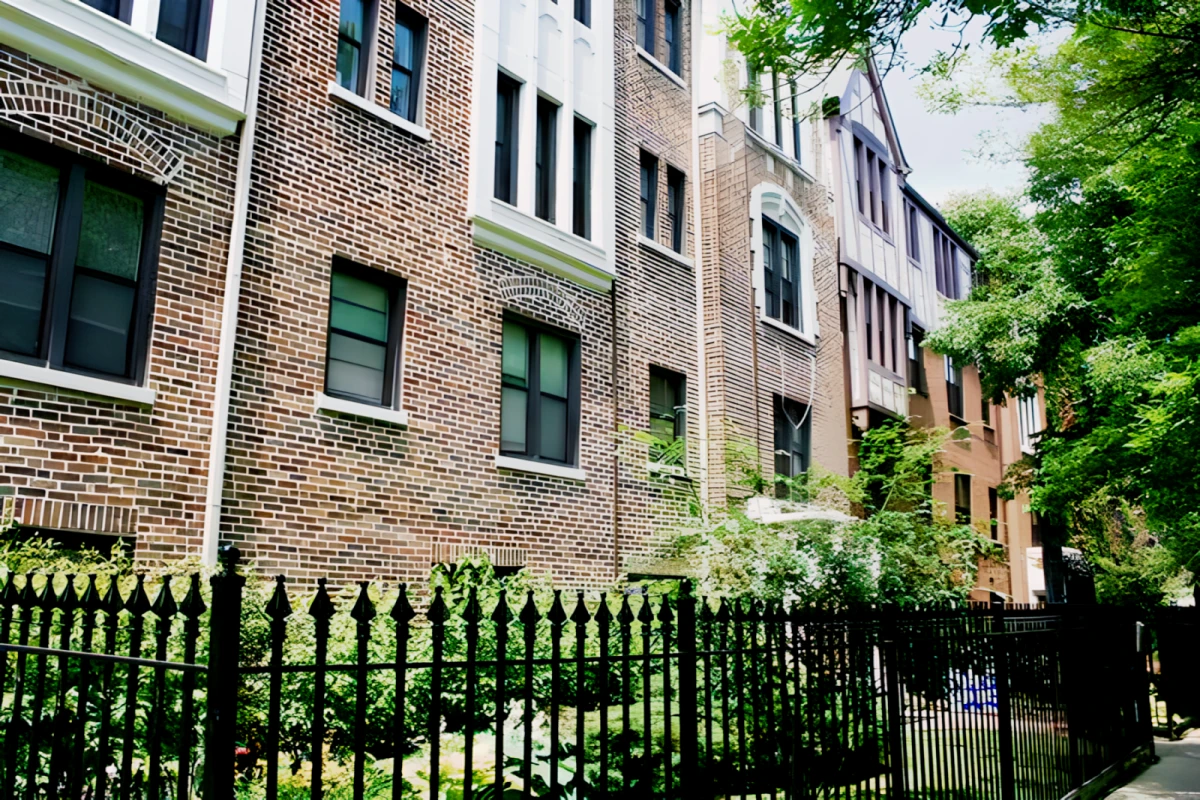 Woodlawn House - alloggio per studenti a Chicago