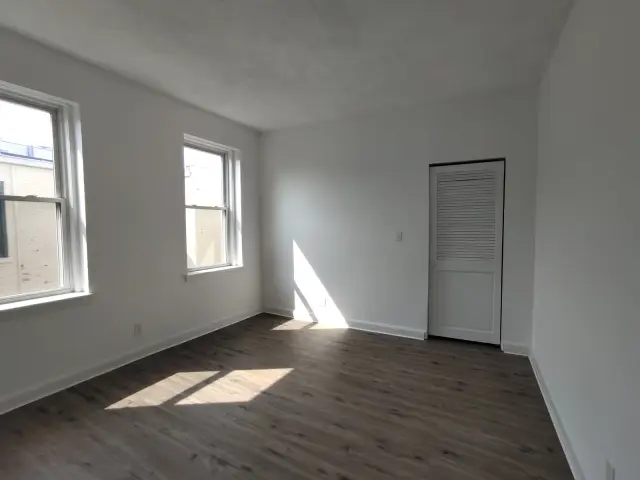 1411 Commonwealth Ave. 3