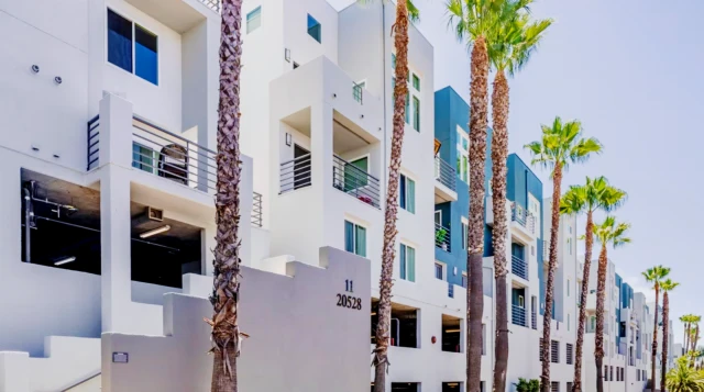 Avalon Woodland Hills 3