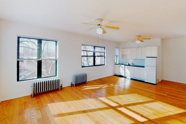 5500 S. Cornell Avenue 4