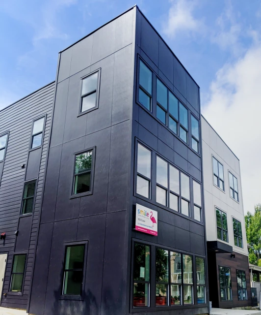 103 E JOHN ST 1