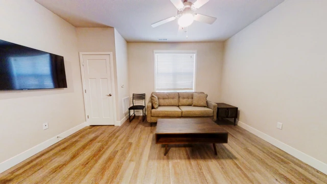 54 E. John St Champaign IL 4