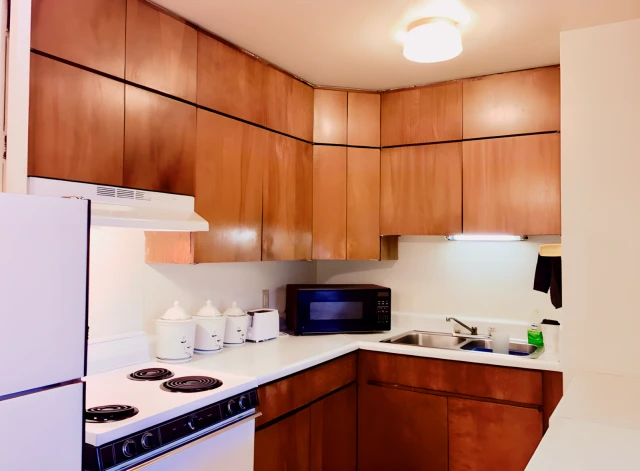 101 West Park Street 4