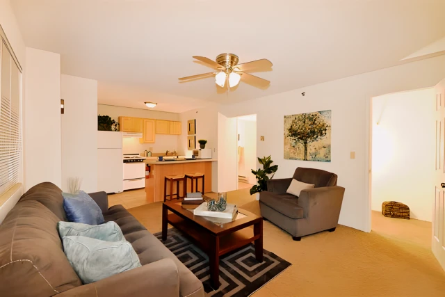 1004 W. Main, Urbana 2