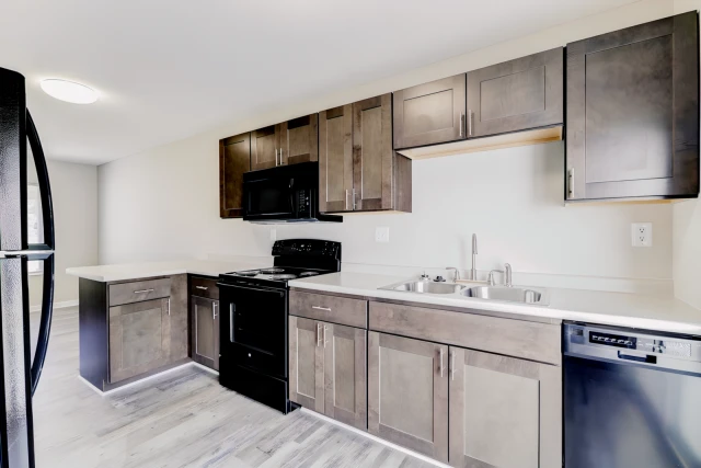 523 E. Fairlawn, Urbana, IL 61801 4