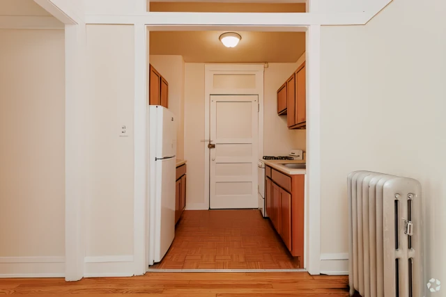 517-525 W. Brompton 1