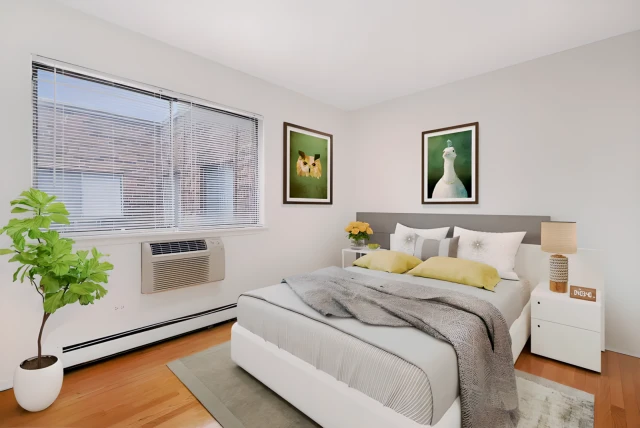 450 West Melrose Apartments 3
