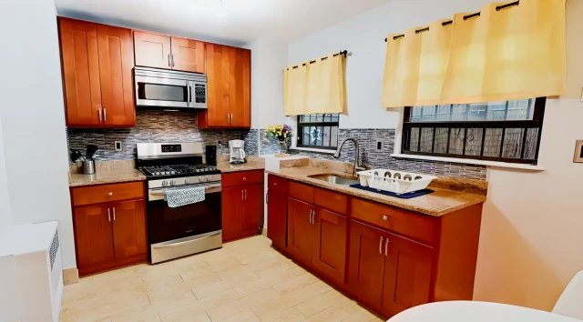 Link Apartments® QPN, New York