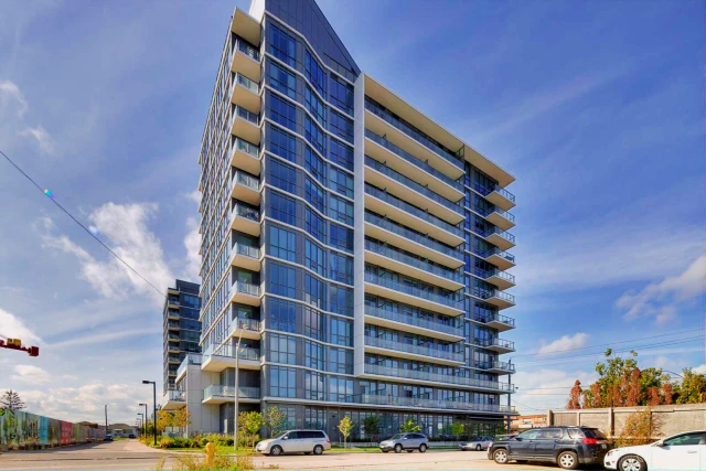 IQ Condos(1185 The Queensway) 2