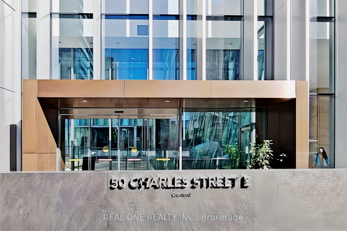 50 Charles St E 906 0