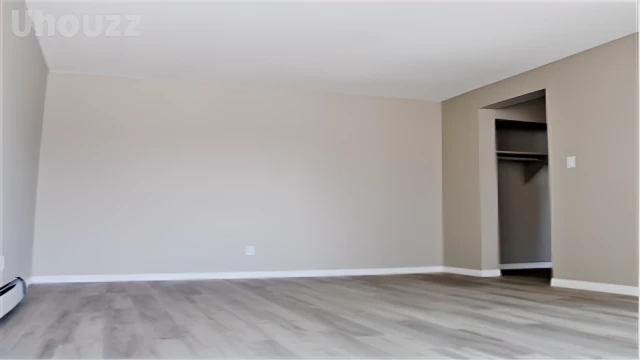 Cambridge Manor 1