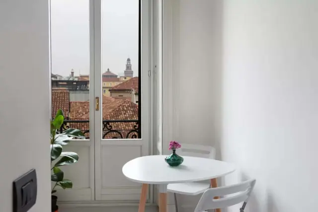 Splendida Location! Milano City Center! 1