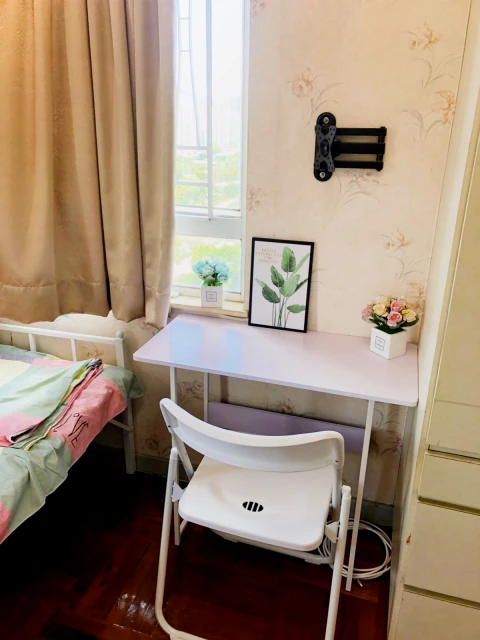 Room 2406, Siu Hong Siu Sun Court, Tuen Mun (female) 2