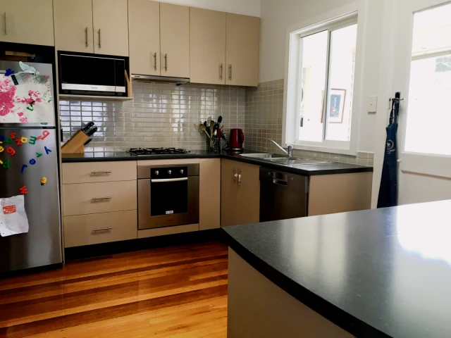 1/5 Grey Street, Vermont 3