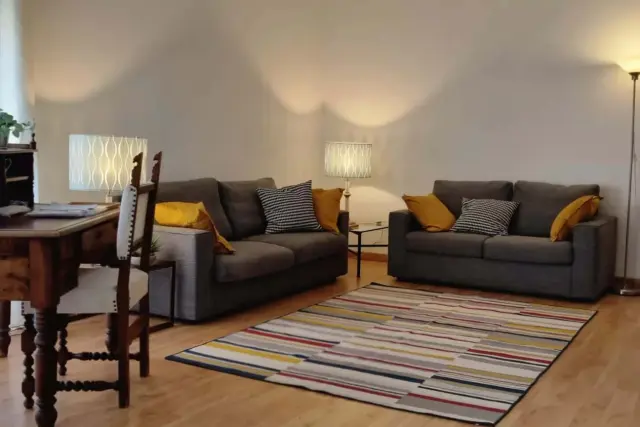 Apartment in Via S. Barnaba 4