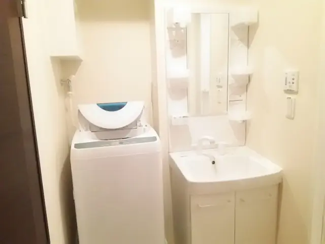 レオネクストL栄谷 208号室 3