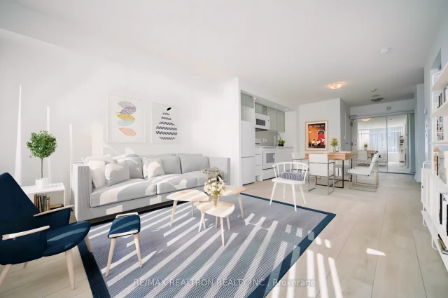 1508 - 25 Telegram Mews 4