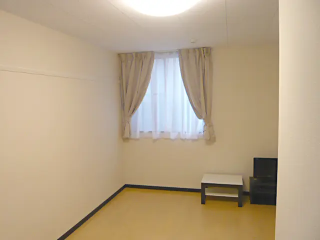 レオネクスト川原 102号室 2