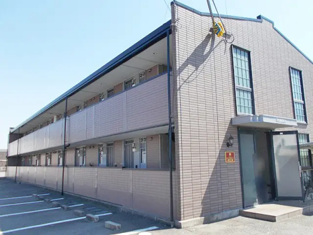 レオパレスＡｖｅｎｕｅ壱番館 0