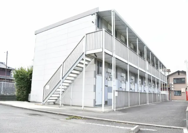 レオパレスカーサ石田大受 0