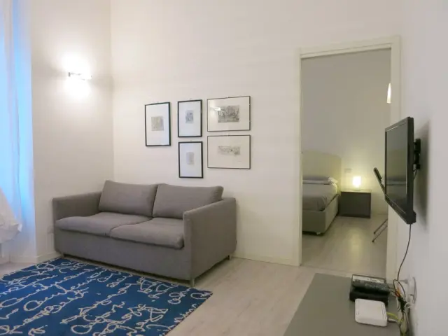 Via Pontaccio 1