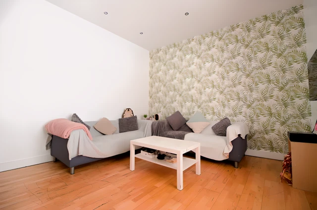 153a Mansfield Road 1