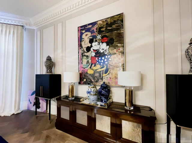 Flat 1,  61 Pont Street,  London, SW1X 0BD 1