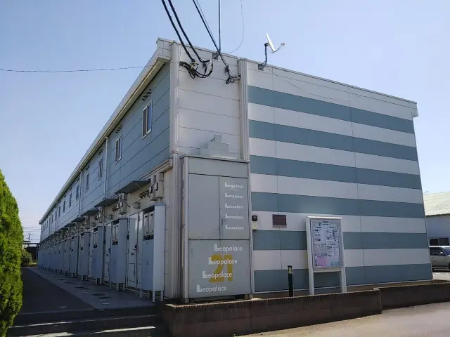 レオパレス三丁田 0