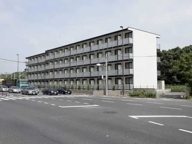 レオパレスローリス八幡 0