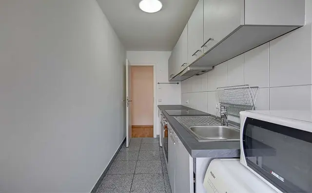 Aachener Strasse 8DE-09-015M 2