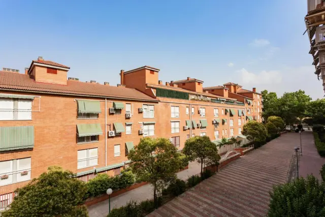apartment in Los Carmenes (Latina) 0