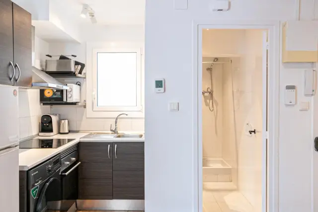 apartment in El Raval (Ciutat Vella) 1