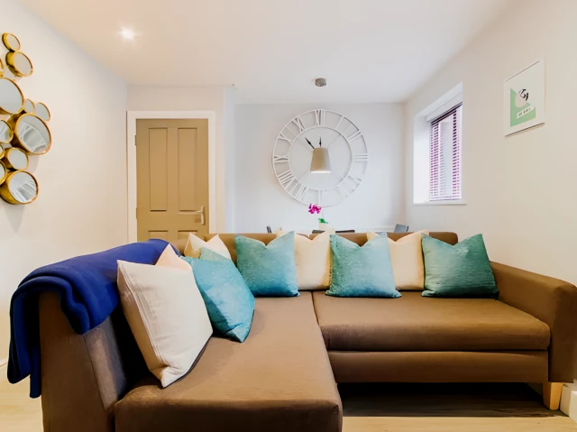 Flat 1, Victoria Court Mews