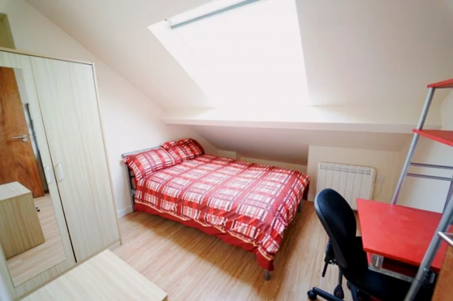 uhomes.com | Student Accommodation, Housing, Flats, Apartments for Rent