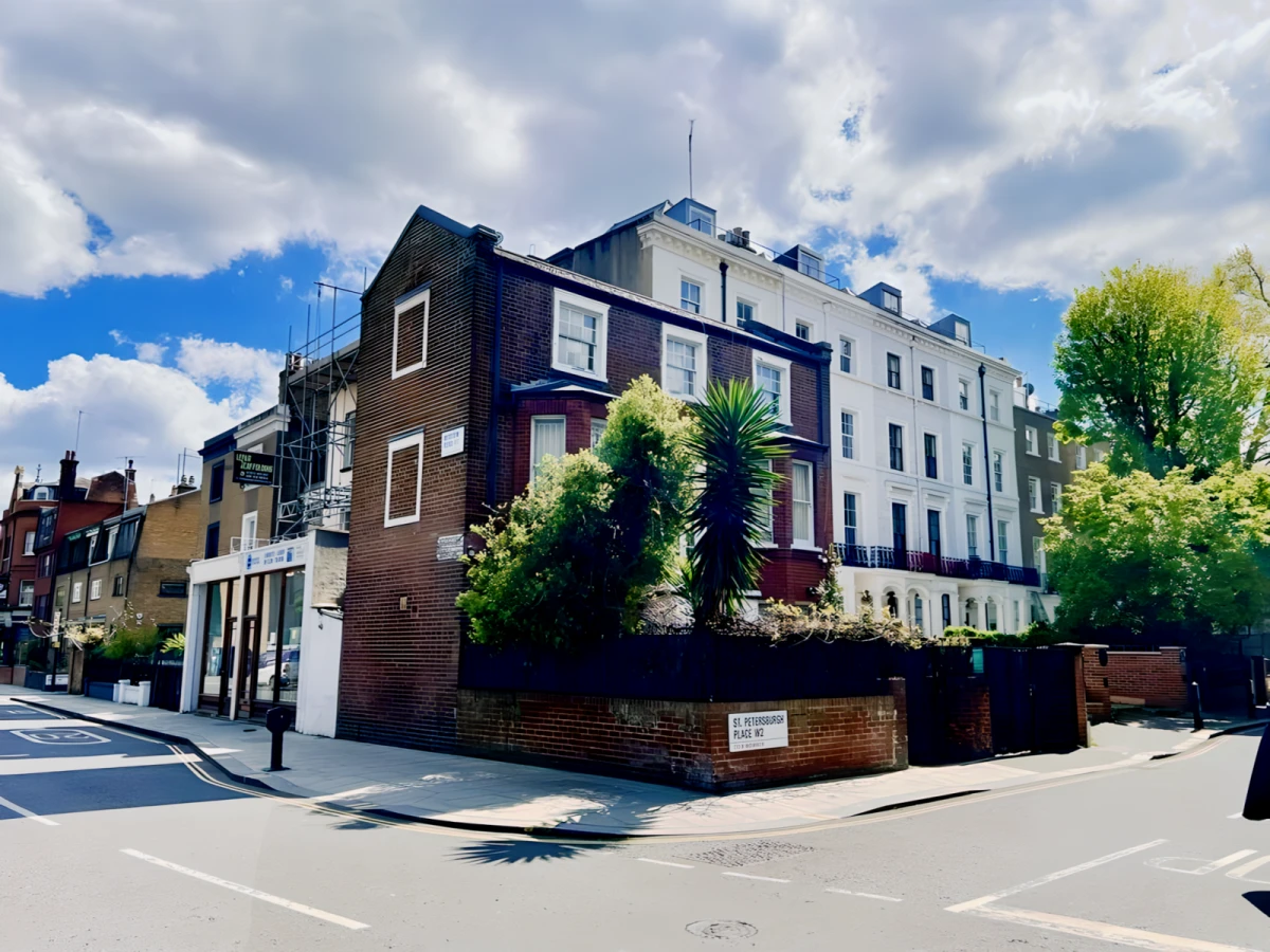 St. Petersburgh Place 18089# 0