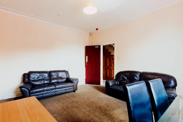 Storer Road, LE11 5EQ 4