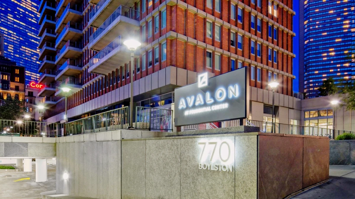 Avalon at Prudential Center - Boston student accommodation