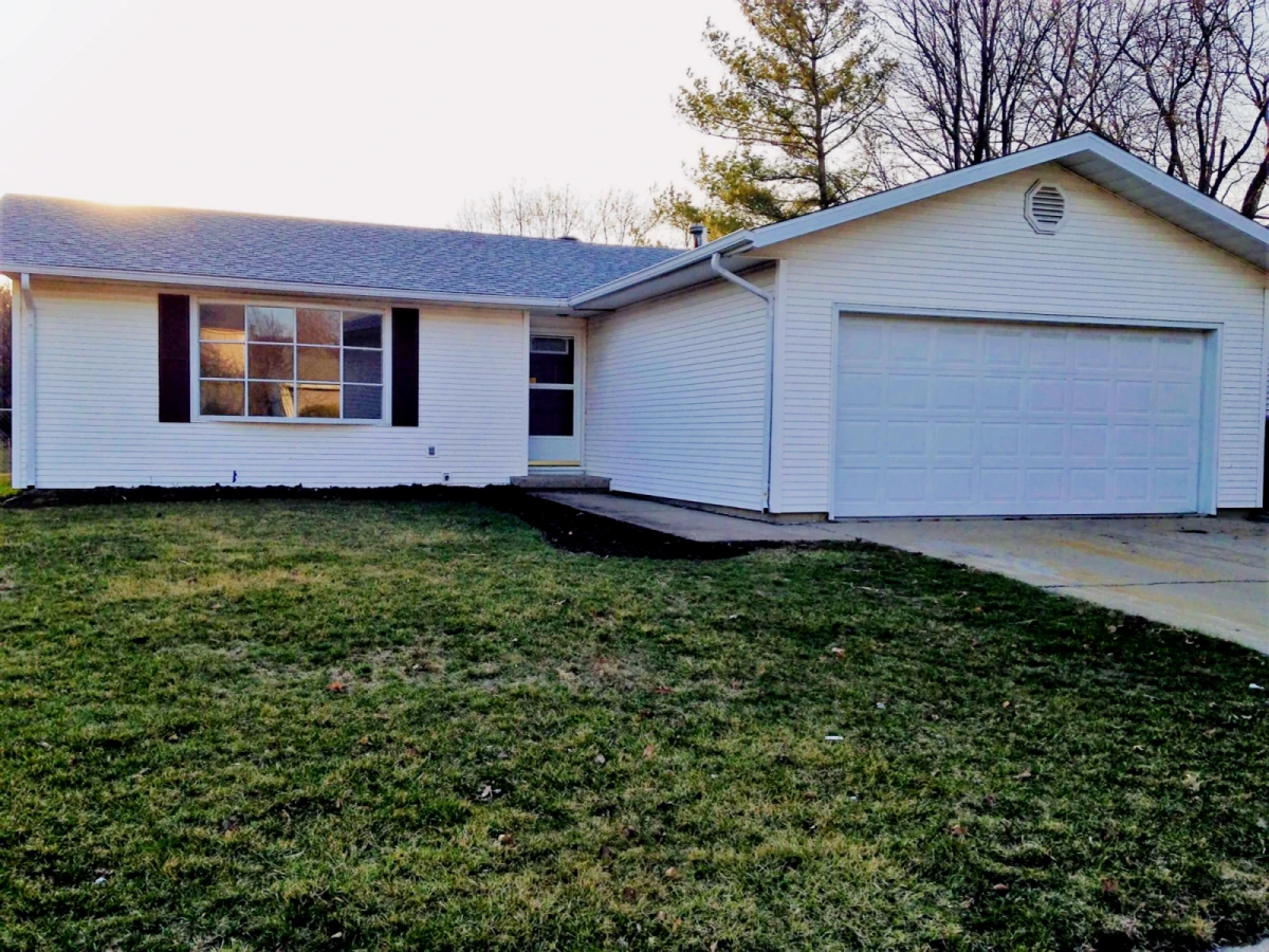 1811 Sadler Drive Champaign IL - 샴페인 학생 숙소