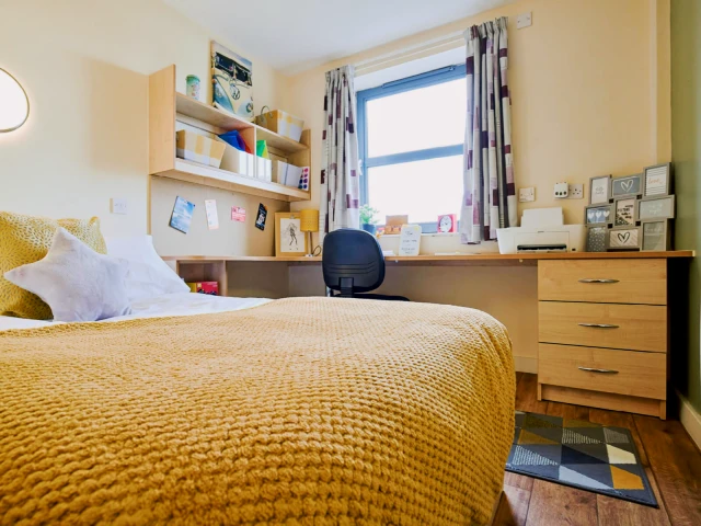 uhomes.com | Student Accommodation, Housing, Flats, Apartments for Rent