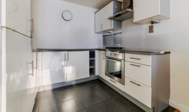 apartment near Flint Close 4