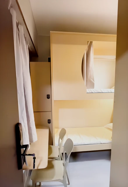 Prince Edward Station Apartment 4