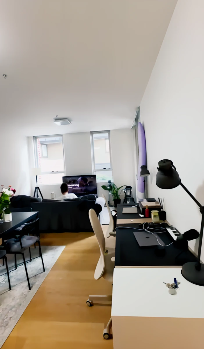 15 Gadigal Avenue - Sydney student accommodation - 1 bed 1 bath-1