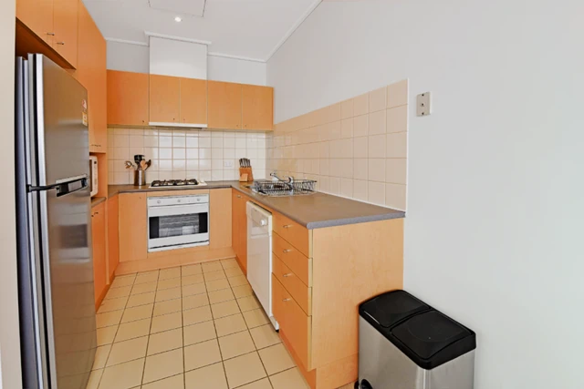 apartment near Little Lonsdale Street 3