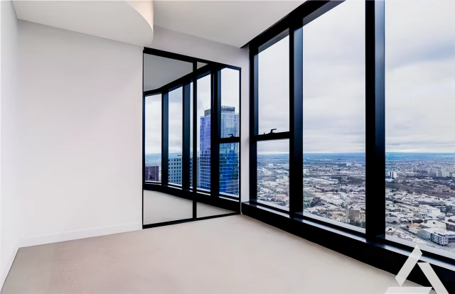 5605/370 Queen Street 3