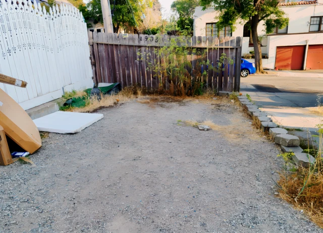 1901 Vine St 2