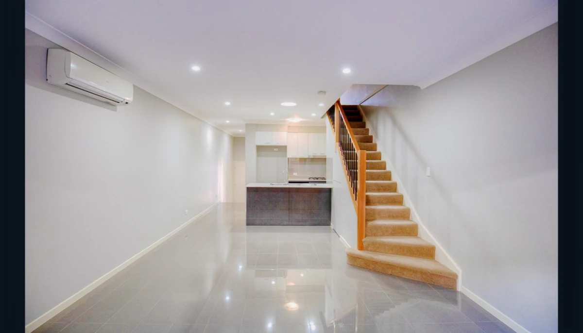Brisbane Mount Gravatt Townhouse 0