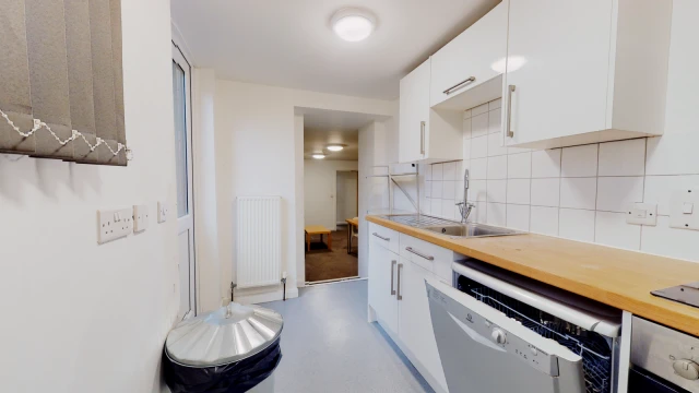 Flat 1, Lower Brown Street, LE1 5TH 2