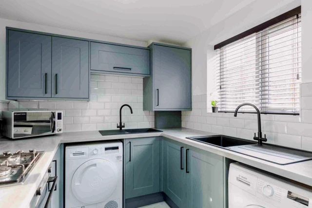 18 Cranborne Road, L15 2