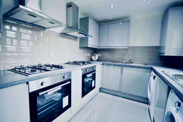 75 Langton Road, L15 2