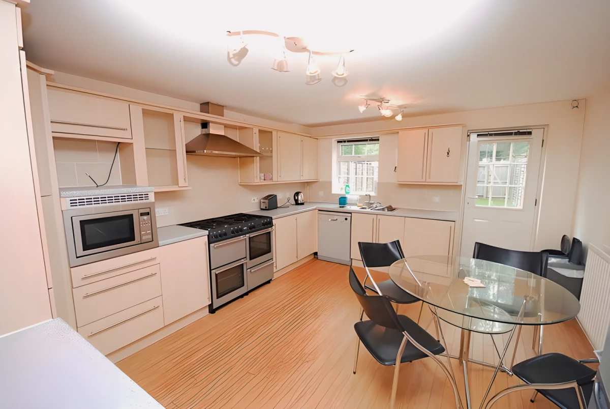 Goldfinch Close, LE11 3HG 0